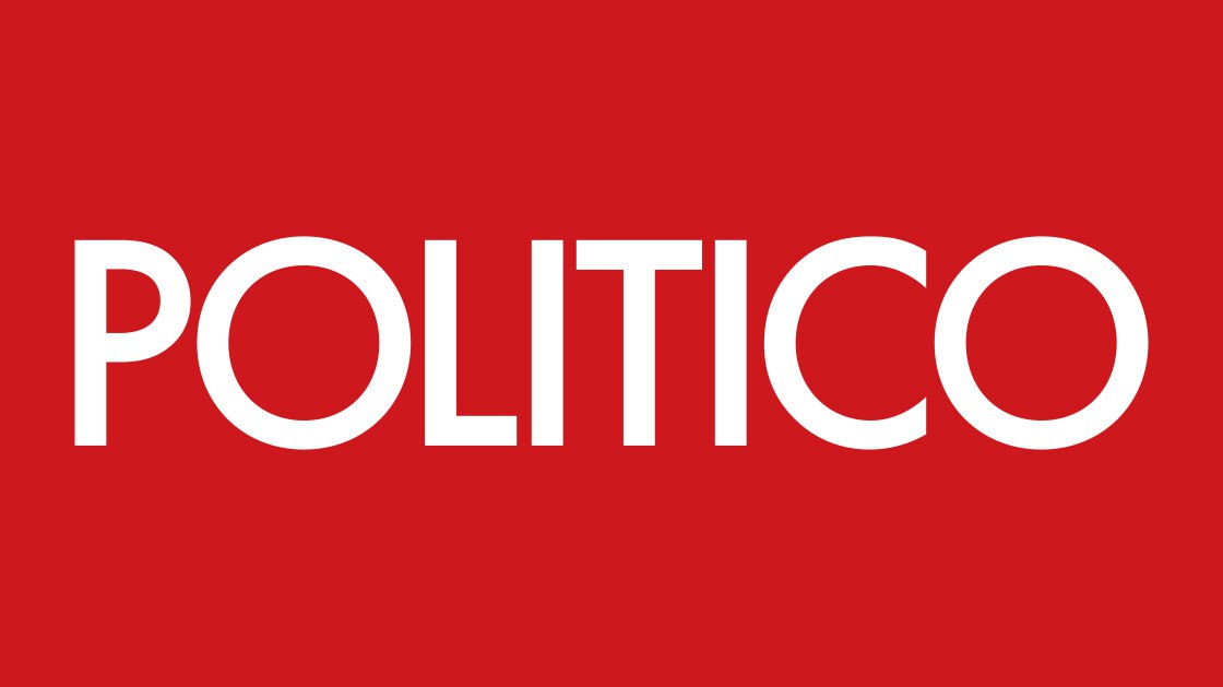 Русский твиттер. Дэвид бромвич. Пишет politico. Пишет politico. Пишет politico.