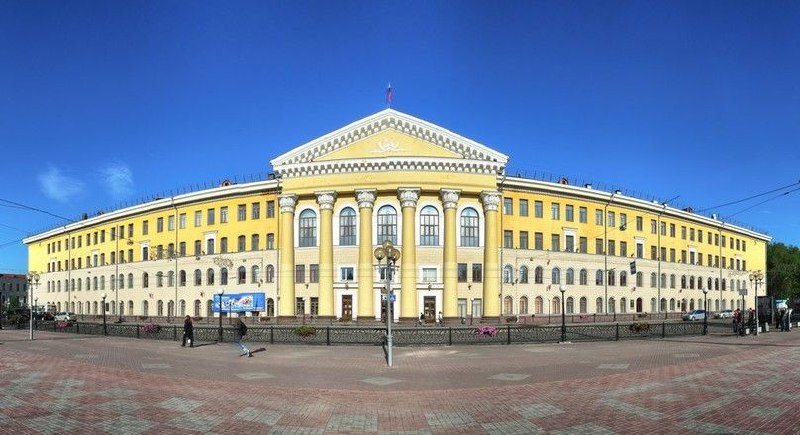 Тусур информатика. Тусур томск здание. томский институт радиоэлектроники и электронной техники. тусур юридический факультет томск. тусур главный корпус.